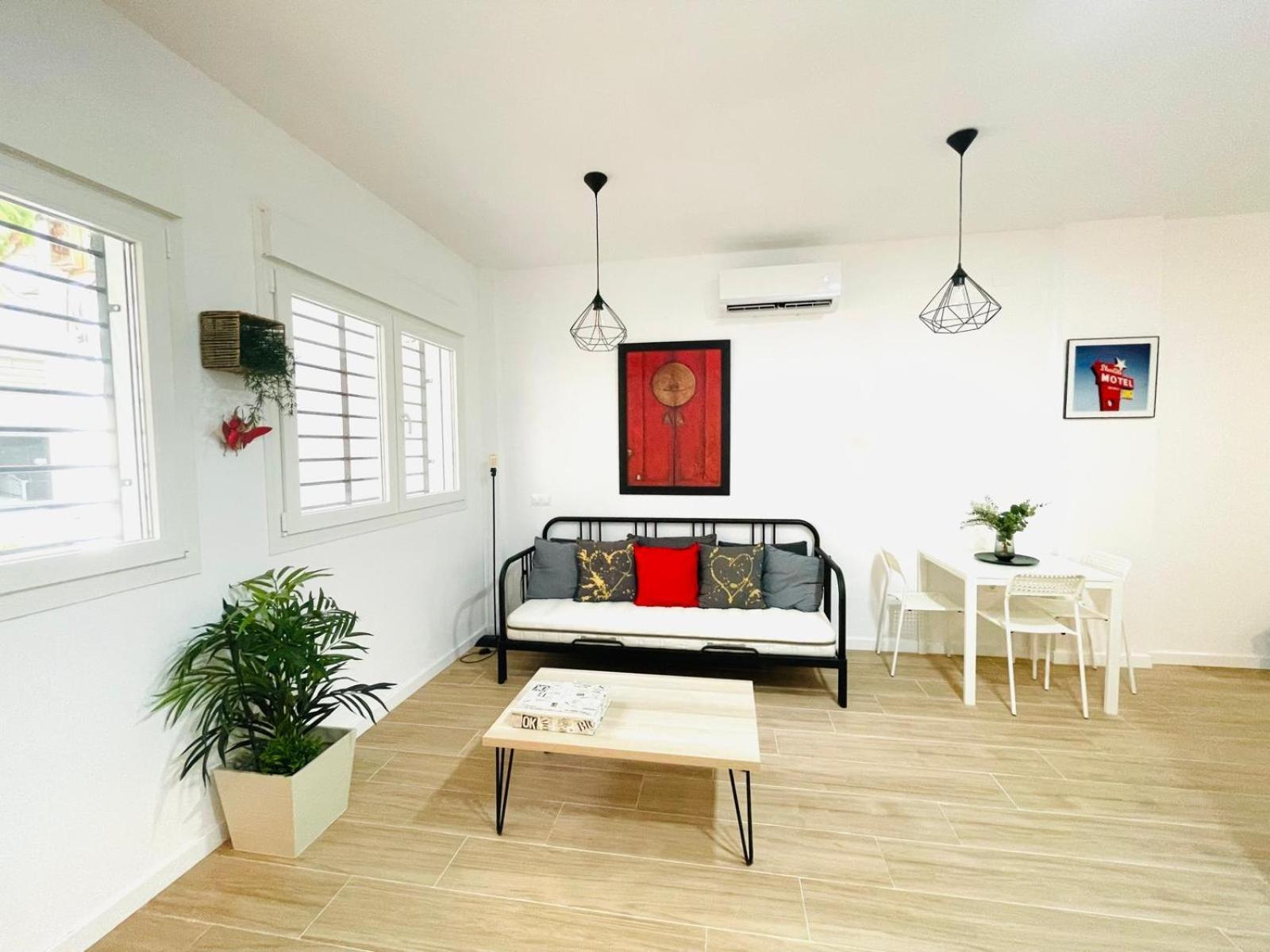 Completo Y Bello Apartamento En مالقة المظهر الخارجي الصورة